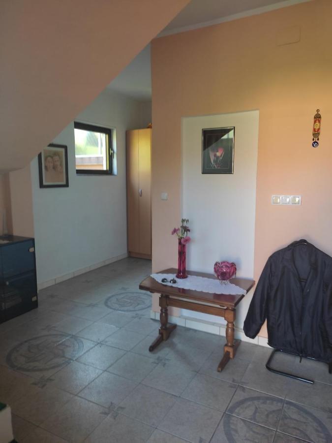 Apartman Hujic Apartamento Bihać Exterior foto