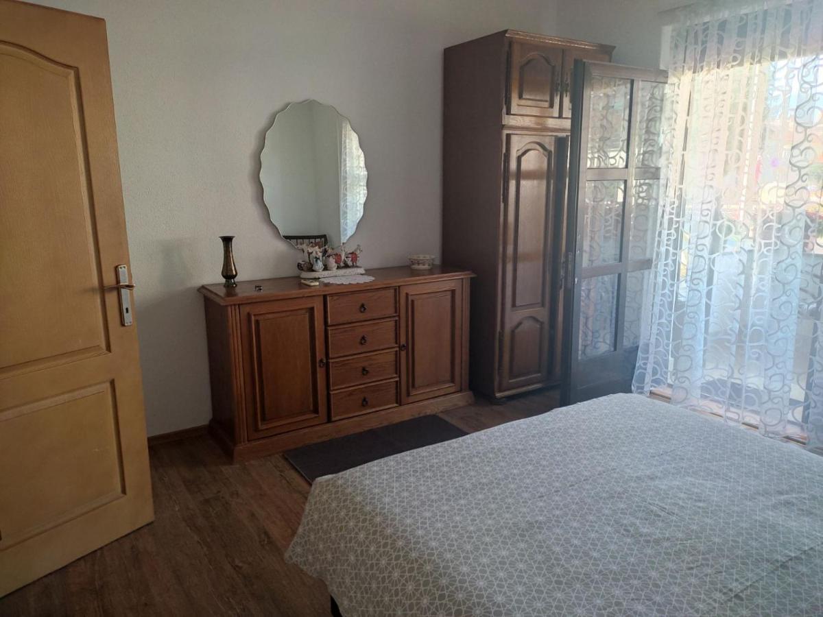 Apartman Hujic Apartamento Bihać Exterior foto