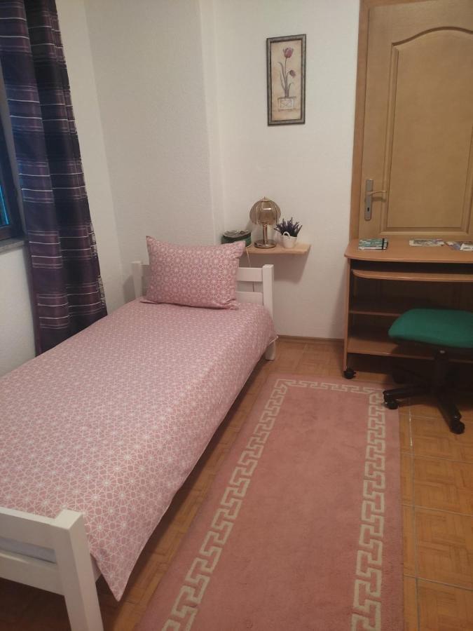 Apartman Hujic Apartamento Bihać Exterior foto