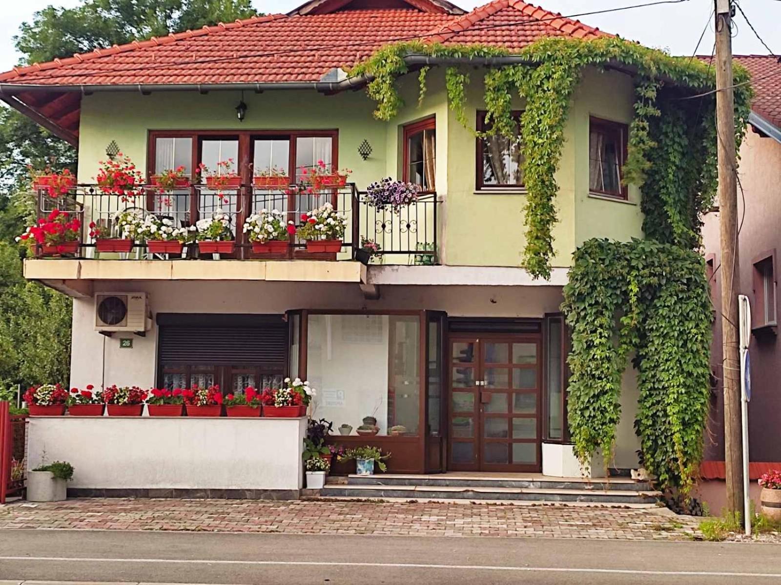 Apartman Hujic Apartamento Bihać Exterior foto